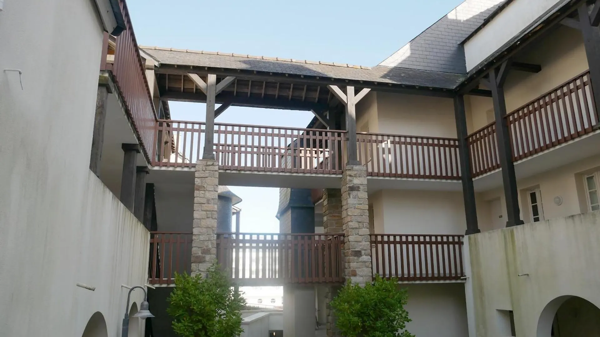 Studio Cosy A 5 Min Du Port Et De La Plage, Avec Terrasse Et Parking - 4 Pers - Fr-1-639-78 Arzon 0*,  Francie